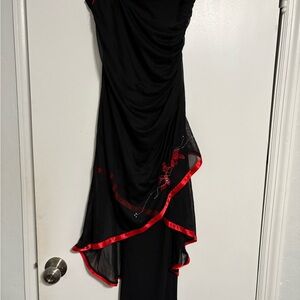 Y2K red and black strapless dress